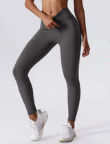 Sculpting V-Back Ruched Leggings