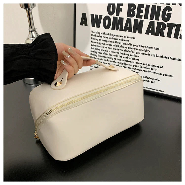 PREMIUM COSMETIC BAG