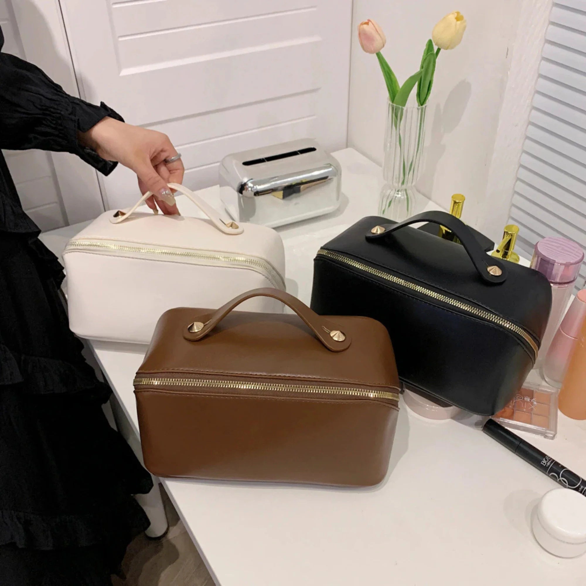 PREMIUM COSMETIC BAG